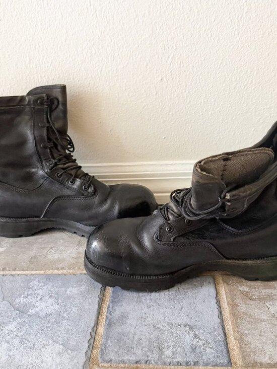 Belleville Combat Boots Mens 10.5 Wide Black Leather Tactical Vibram USA